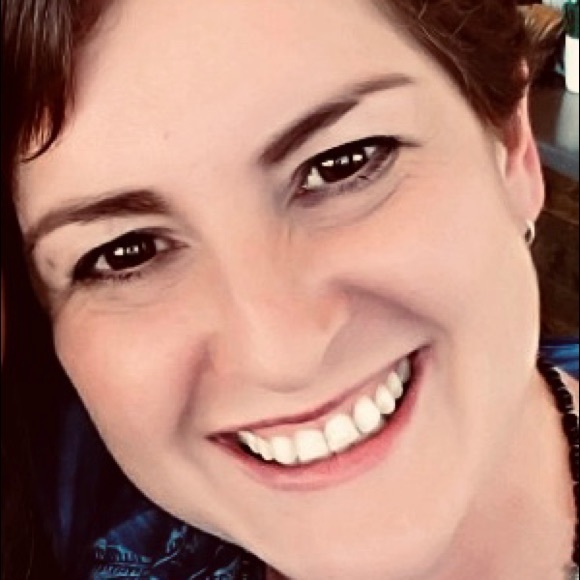 Meet your Posher, Adriana - Picture 1 of 1